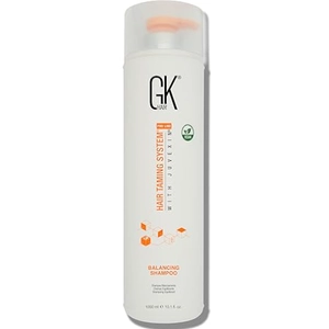 My Hair Shines Brighter with This Best Clarifying Shampoo